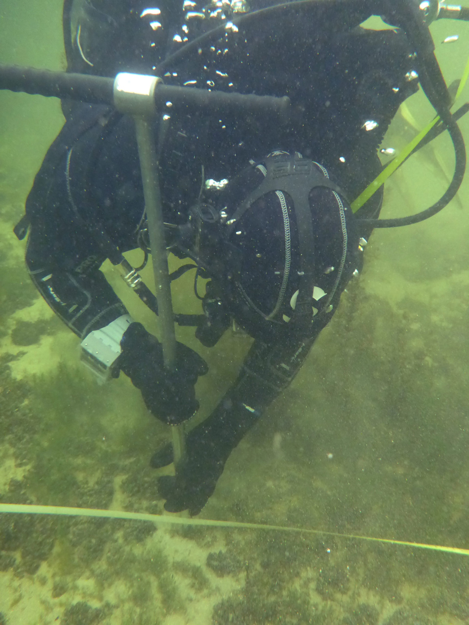 Sondierungen unter Wasser mit einem Handbohrgerät