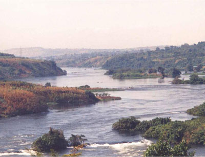  Bujagali Falls – der (weiße) Nil in Uganda, kurz nach Verlassen des Viktoriasee [Fot …