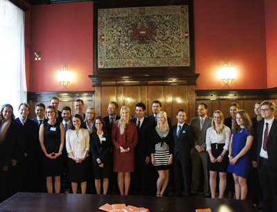 bundesfinale_moot_court2015_400x306.jpg