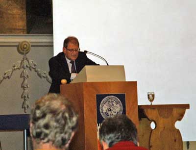 Prof. Dr. Oscar Gabriel von der Universität Stuttgart