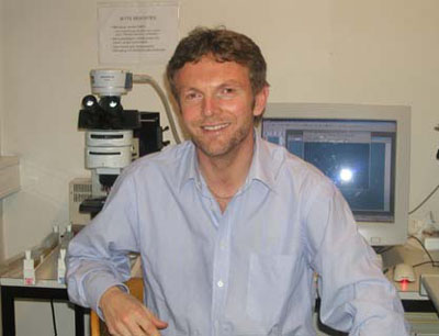 Dr. Nicolas Singewald