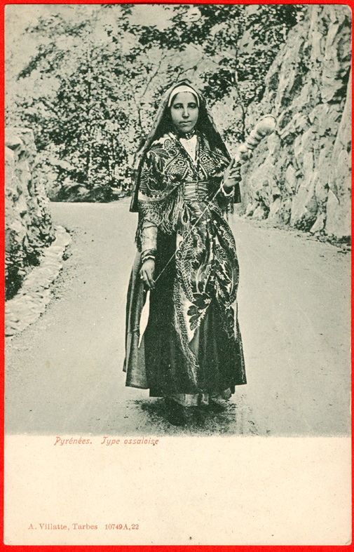 Frau beim Spinnen / woman spinning