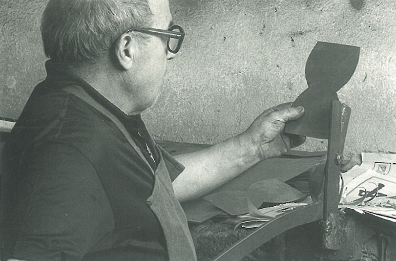 Schneiden des Eisenblechs