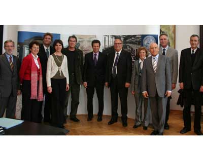 Die TeilnehmerInnen am 34. Treffen Südtirol–Kontaktkomitees