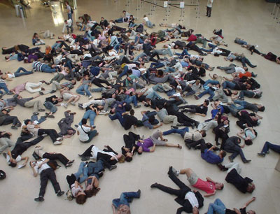 Flashmobs sind in gewisser Weise auch eine Form von Medienaktivismus [Foto: smartmob. …