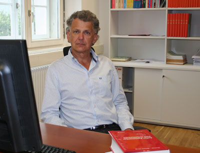 Univ.-Prof. Dr. Gert-Peter Reissner