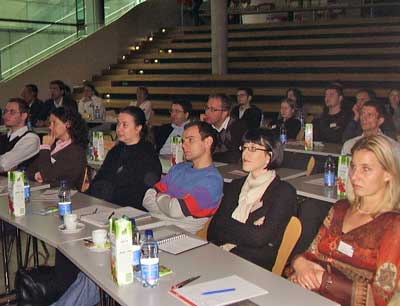 Zahlreiche ehemalige Studierende folgten der Einladung zum Absolvententag.