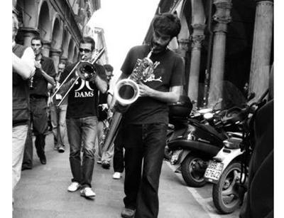 Drei Tage lang trafen sich 10 Big-Bands aus 8 Ländern über 160 junge Musiker in Bolog …