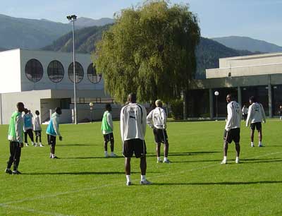 Am 17. Oktober nutzte die Fußball-Nationalmannschaft der Elfenbeinküste vor dem Lände …