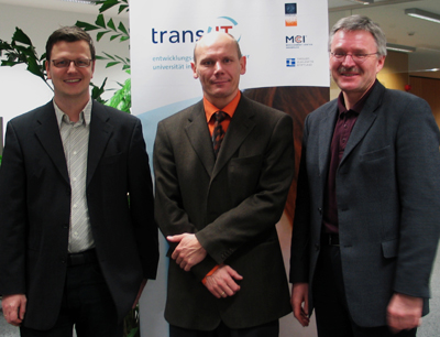 v.l. Dr. Kurt Habitzel (trans IT), Ing. Mag. Rudolf Bernhard (FFG), Werner F. Löb (tr …