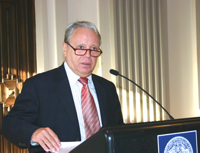 Botschafter Dr. Hans Winkler, Staatssekretär im Bundesministerium für Auswärtige Ange …