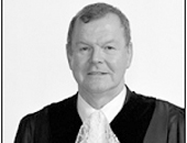 Prof. Bruno Simma, Höchstrichter am Internationalen Gerichtshof in Den Haag.
