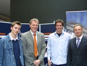 v.l.: Patrick Wiedl, Univ.-Prof. Dr. Matthias Bank, Gewinner Andreas Sauerwein und Dr …