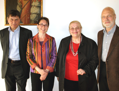 v.l.: Prof. Claudio Magris, Dr. Barbara Tasser (Leiterin des Italien-Zentrums), Dr. E …