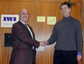 Institutsvorstand Prof. Scheuerlein (li.) mit Prof. Peter Rutschmann