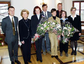 Prof. Peter Loidl, Bürgermeisterin Hilde Zach und die PreisträgerInnen