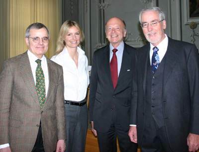 v.l. Prof. Bolko von Oetinger, Dr. Sandra Rothenberger, Prof. Michael Mirow und Prof. …