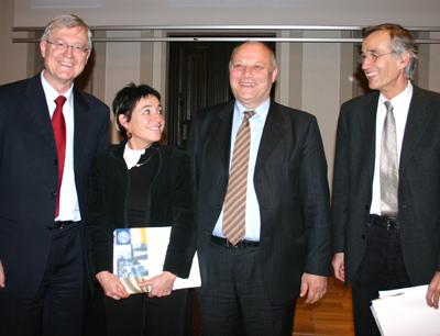 v.l.: Rektor Manfried Gantner, Vizerektorin Eva Bänninger-Huber, LH Dr. Luis Durnwald …