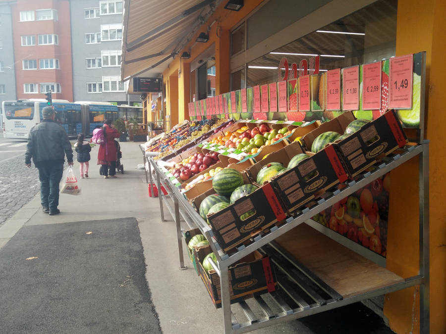 Vielfalt an Obst und Gemüse