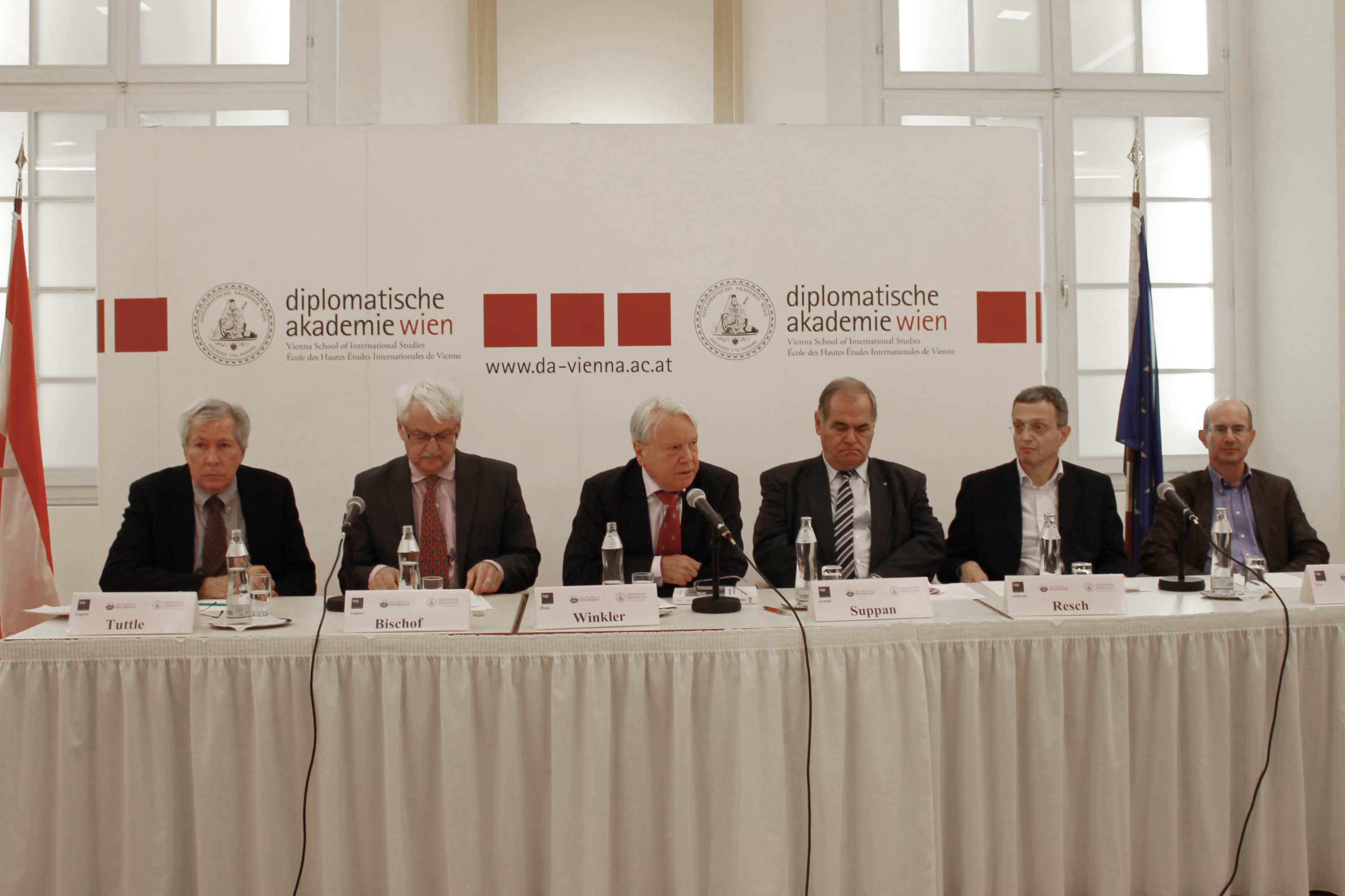 cas-present-dipl-ak-2013