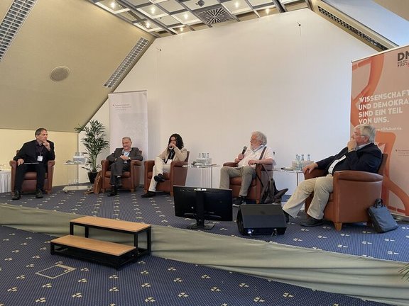 73rdlindaumeeting_panel