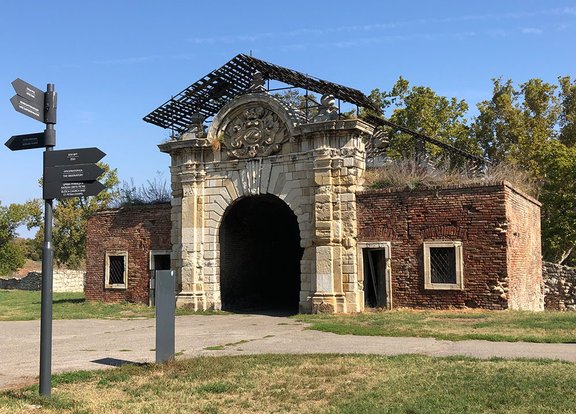 Triumphpforte zu Ehren Kaiser Karl VI. im unteren Bereich des Kalemegdan.