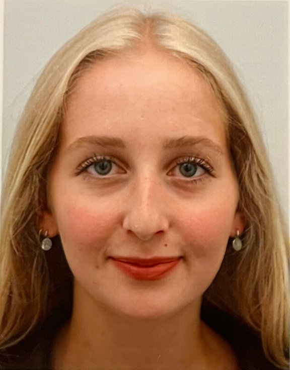 Picture of Lara Schorr