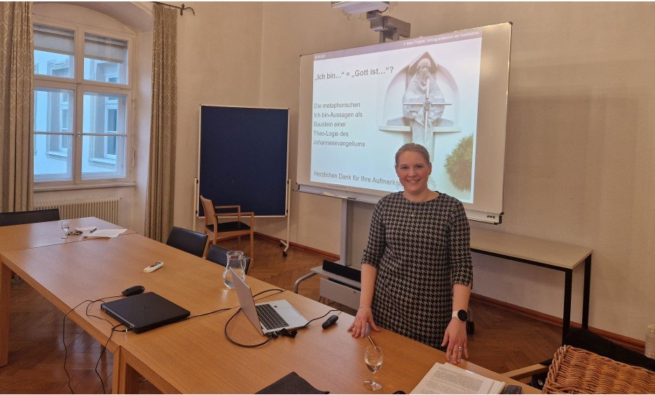 Veronika Burz-Tropper beim Habilitationsvortrag