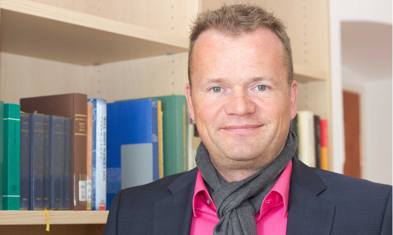 Univ.-Prof. Dr. Dr. Christian Tapp