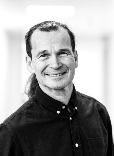 Gerald Hiebel schwarz weiß