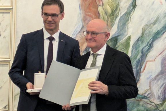 Ordensverleihung Univ.-Prof. Dr. Peter Bußjäger