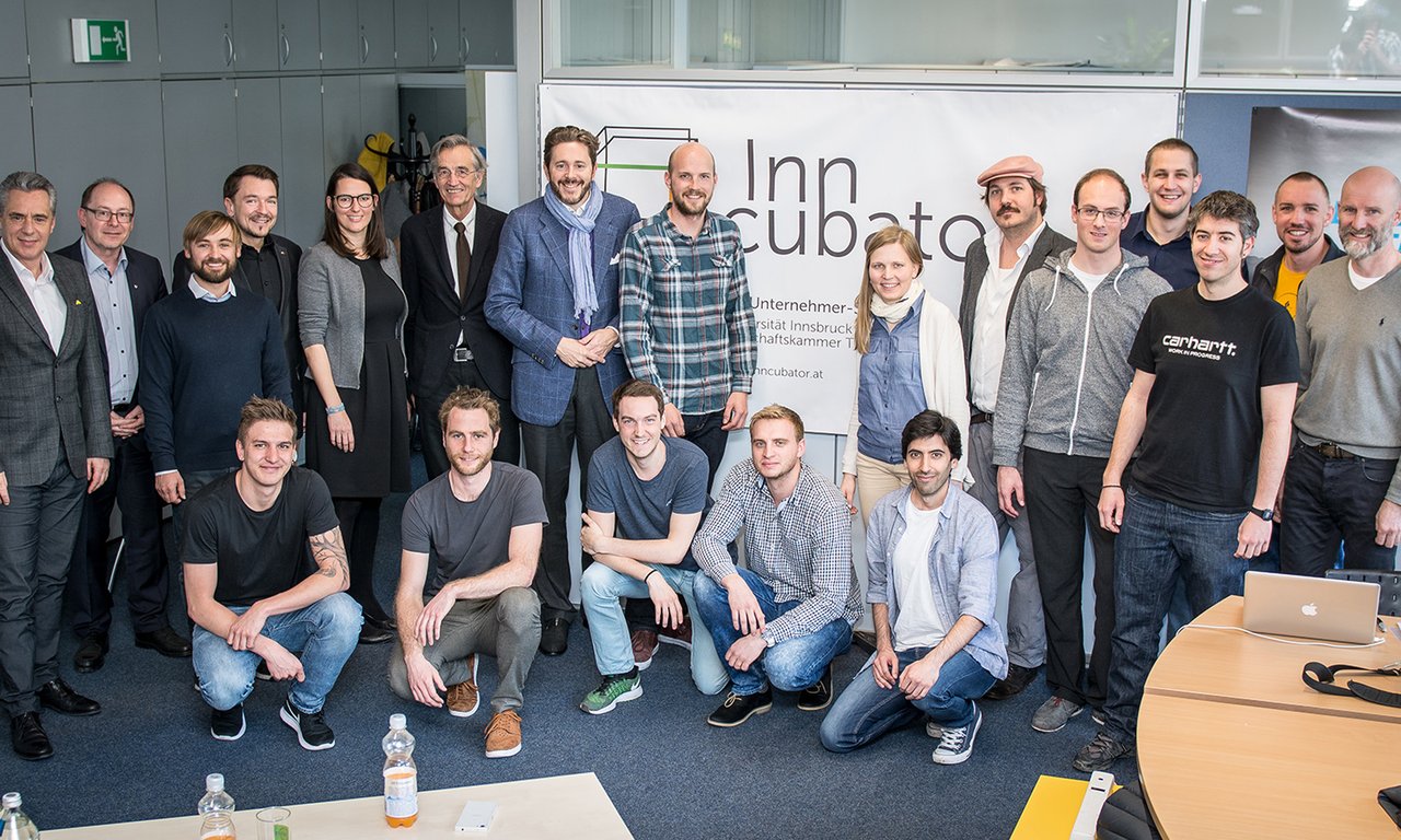 Gruppe von VeranstaltungsteilnehmerInnen