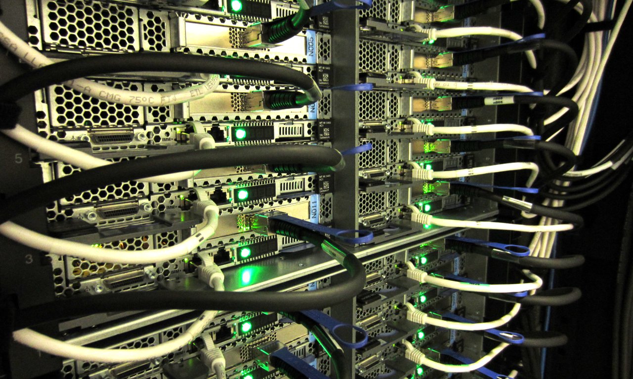 Supercomputer