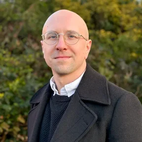 Porträtfoto Felix Kronau