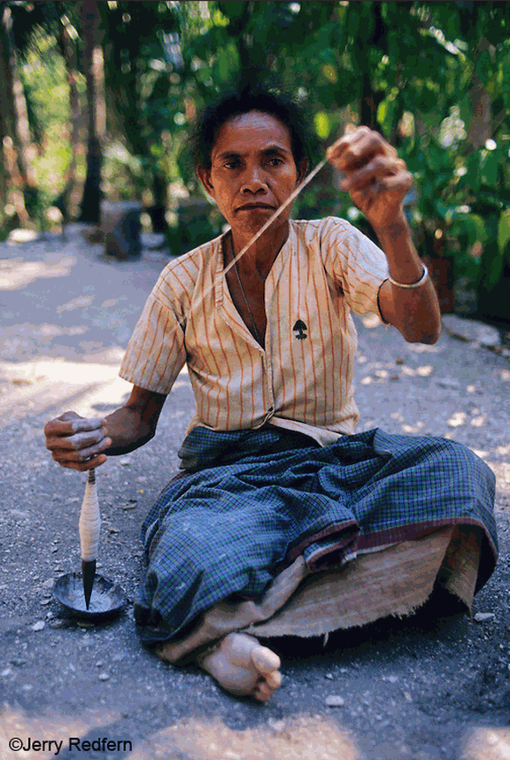 West Timor, Boti woman spinning