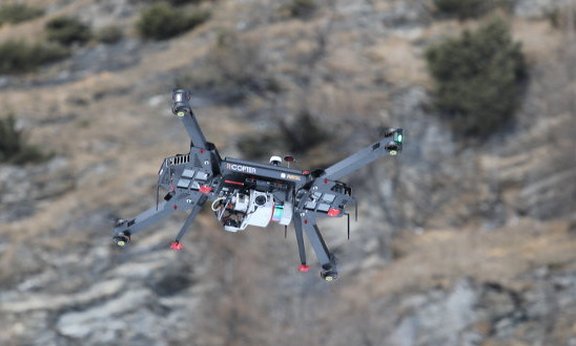 Laserscanning Drohne im Flug