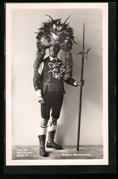 Historisches Ausstellungsobjekt "Saltner" im Tiroler Volkskunstmuseum