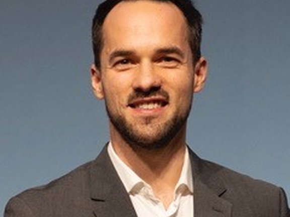 Portrait photo of Hauke Licht