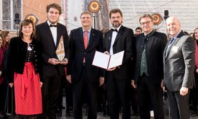 Gruppenfoto bei der Verleihung des Landespreises für Chöre.