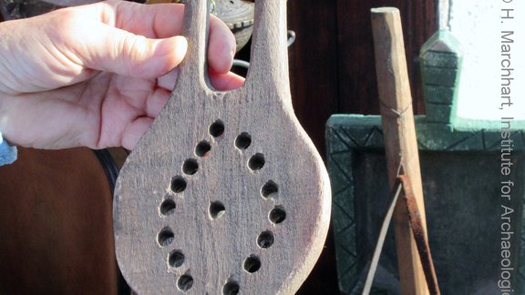 Spinnrocken auf einem Basar in Krujë 2016