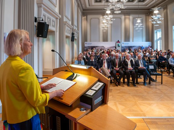 Rektorin Veronika Sexl sprach die Abschlussworte