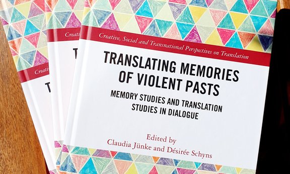 Cover des Buches Translating Memories of Violent Pasts