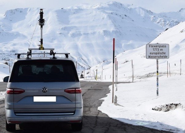 Vermessung der Landschaft mit einem Auto