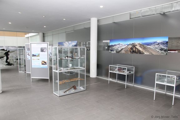 Der Ausstellungsraum in Zentrum für Alte Kulturen, Langer Weg 11