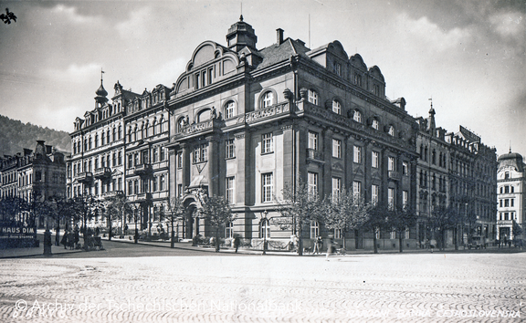Filiale Karlsbad | Karlovy Vary (CZ), städtebauliche Situation. Postkarte, Zwischenkriegszeit. © Archiv der Tschechischen Nationalbank