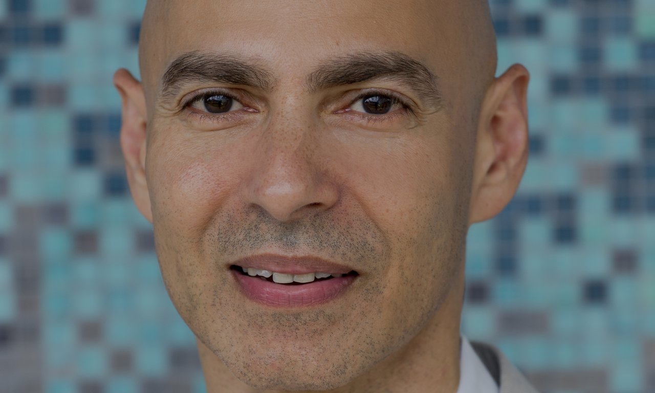 Portrait von Anjan Chakravartty