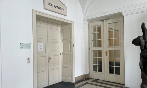 Eingangsbereich Büro der Rektorin