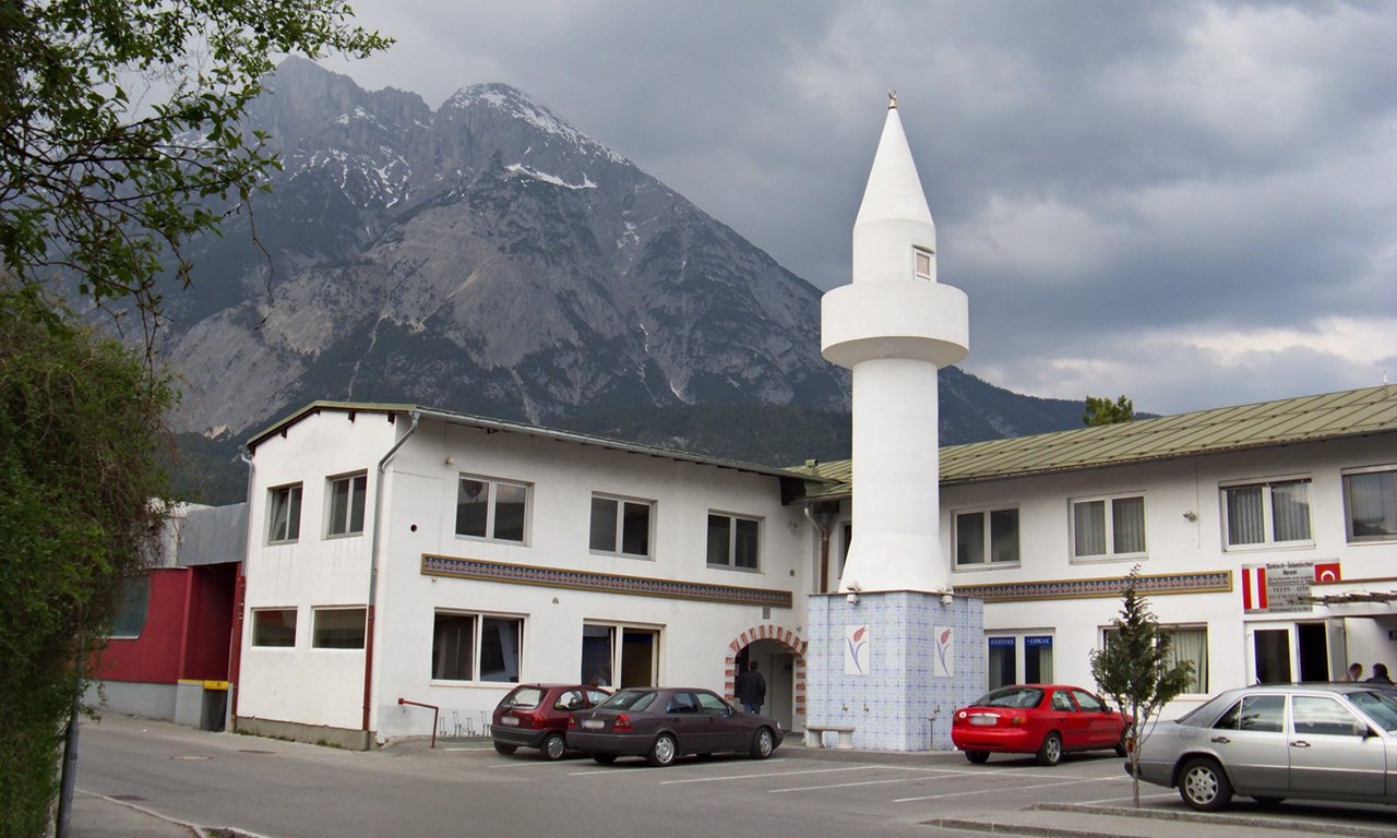 Die Eyüp-Sultan-Moschee in Telfs in Tirol