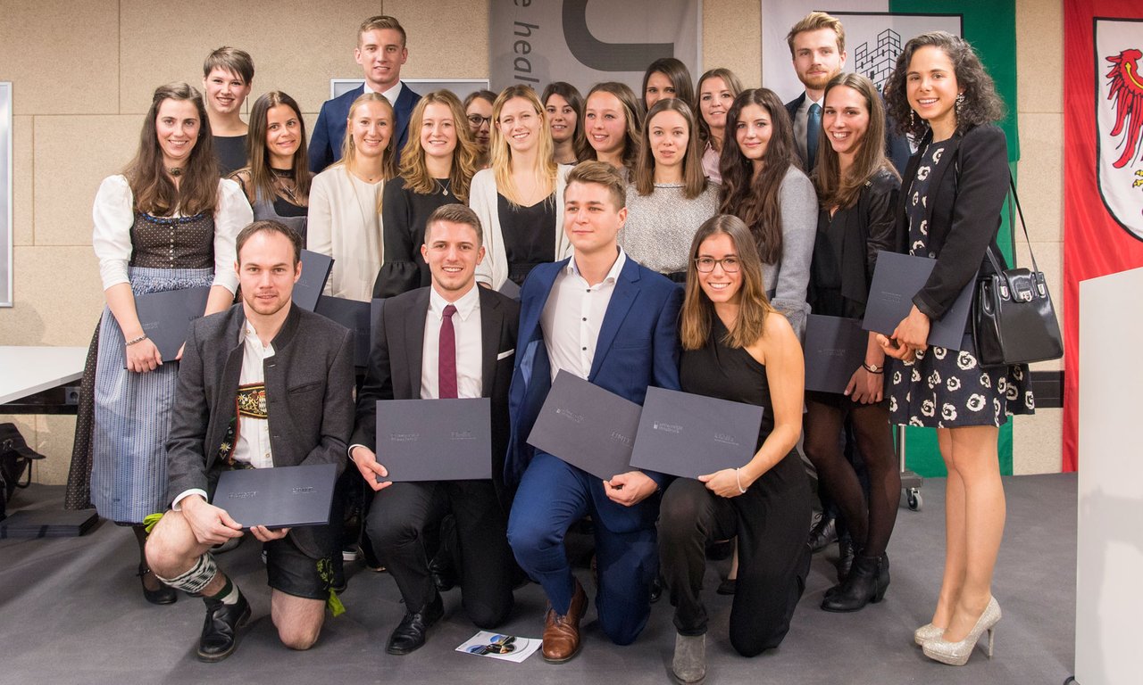 Gruppenfoto Sponsion Landeck.
