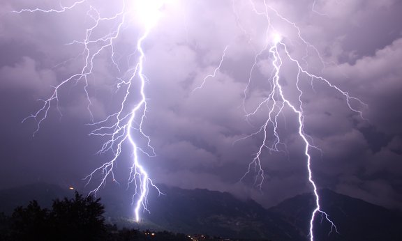 Lightning above the Nordkette in Innsbruck